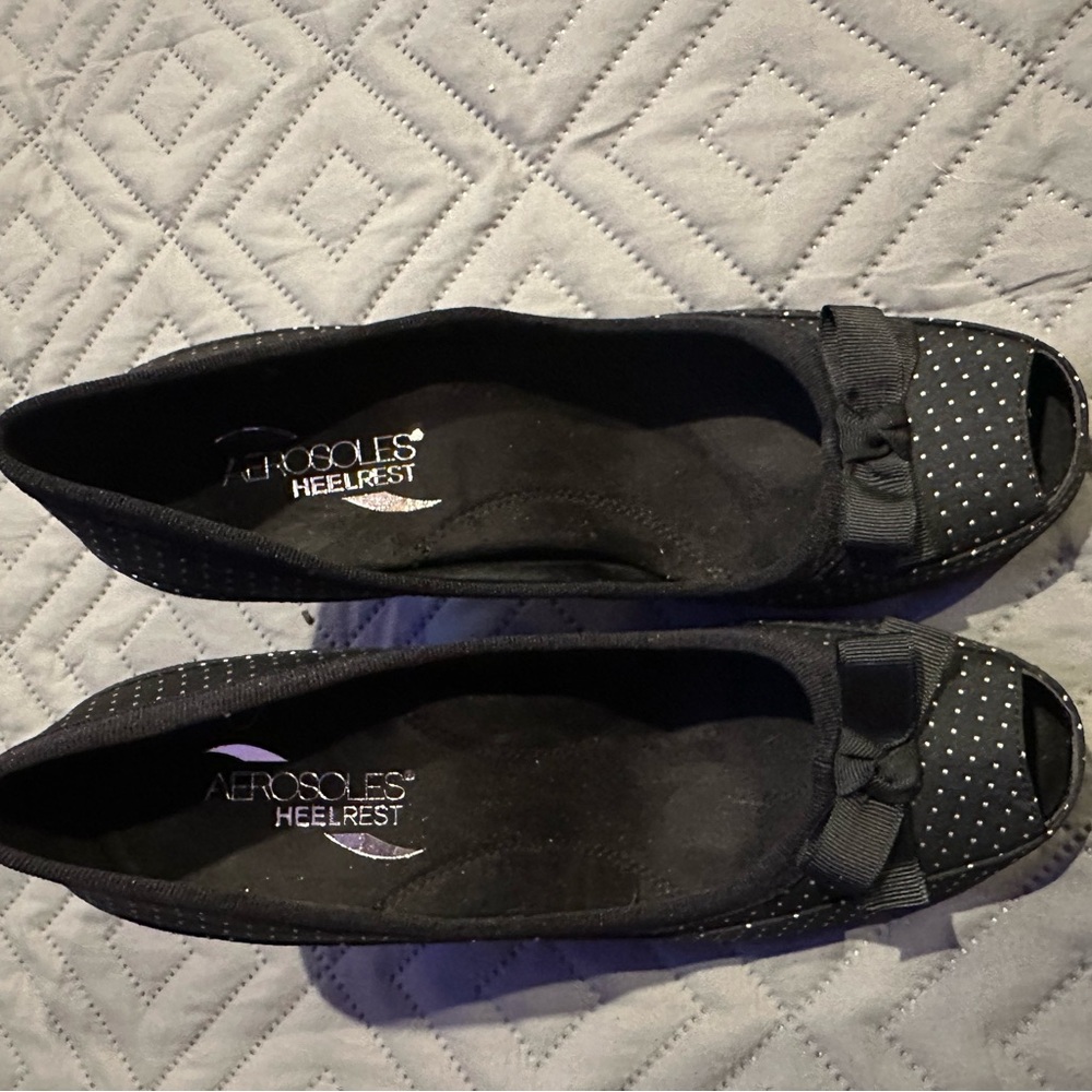 AEROSOLES Black Heels Stylish Comfort